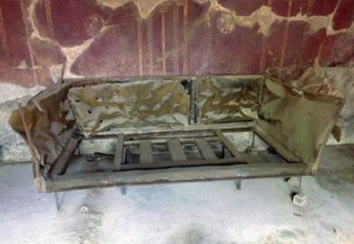 Дом с обугленной мебелью (Геркуланум)